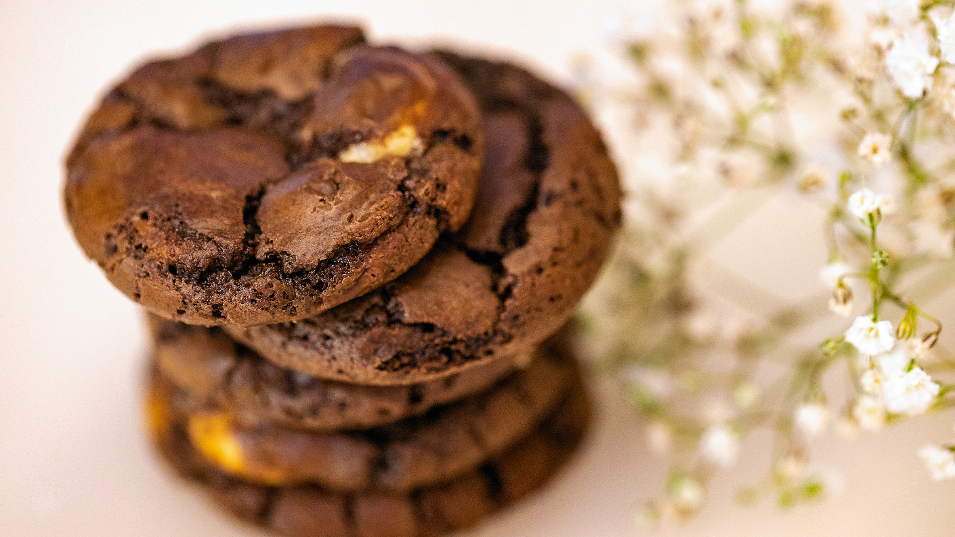 Dreamy Cookie – Chocolade Koekje met Witte Chocoladevulling
