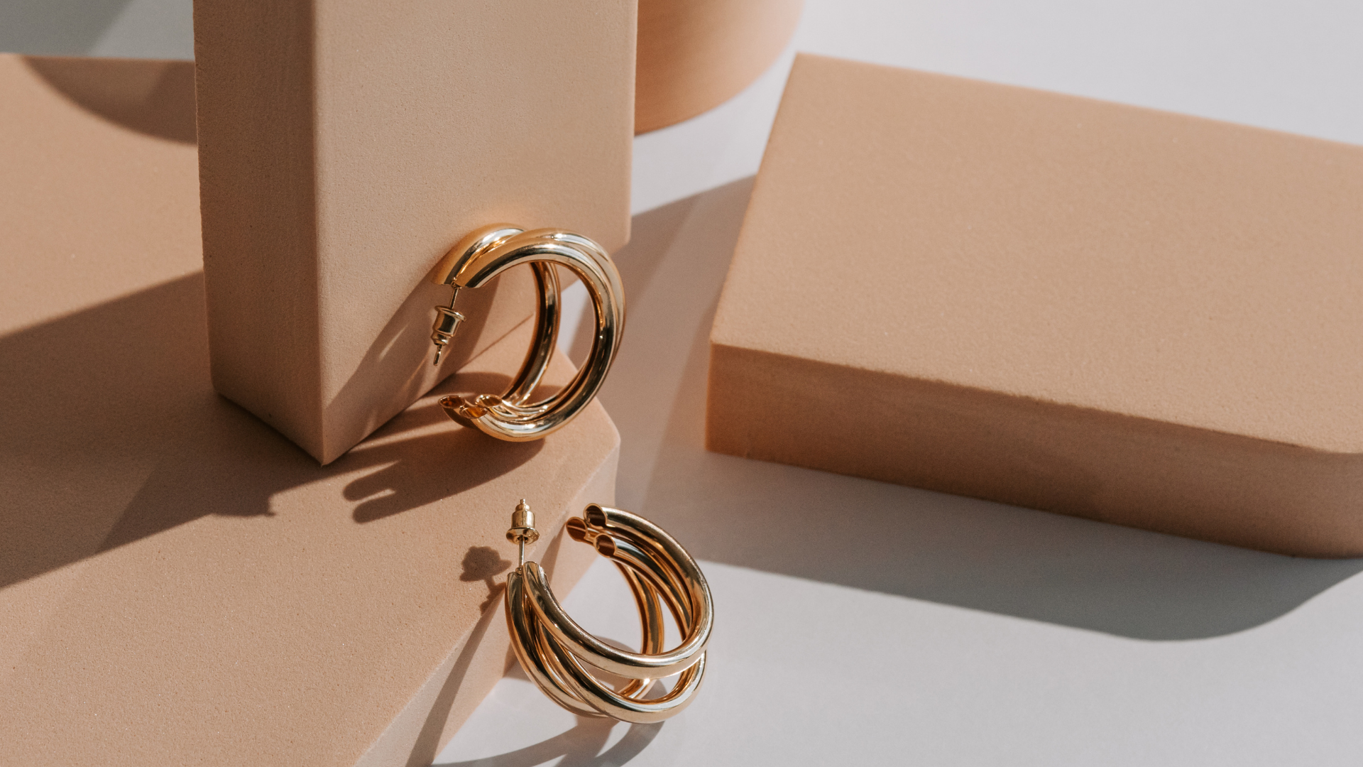Jewelry & Accessories