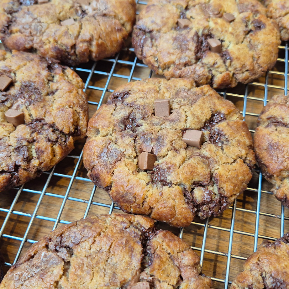 Chocolate Chip Cookie – Klassieke Koek met Melk & Pure Chocolade